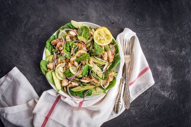 salad ingredients baby spinach salad