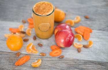 Carrot, Mandarin and Cayenne Smoothie