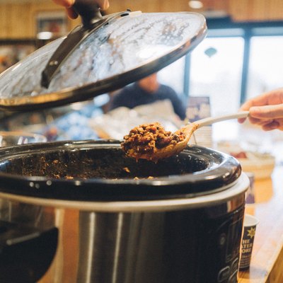 making food in the crock-pot