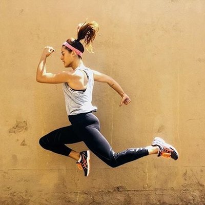 woman jumping cardio