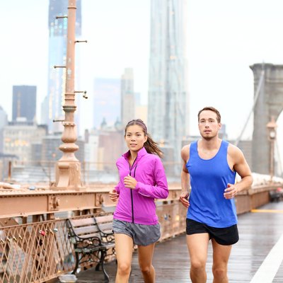 Runners couple running in New York