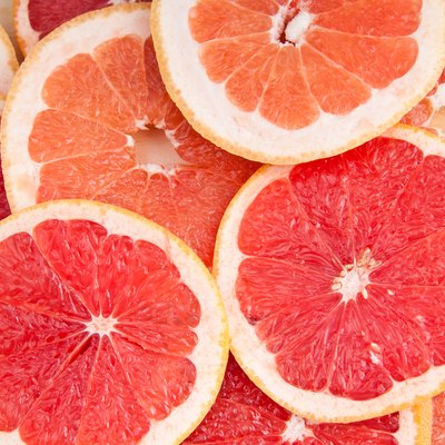 fresh grapefruit and slices