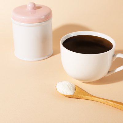 Coffee and collagen powder