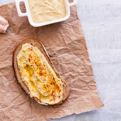 Hummus sandwich