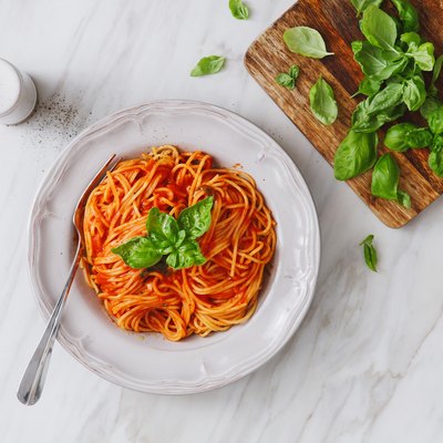 Spaghetti with tomato sauce