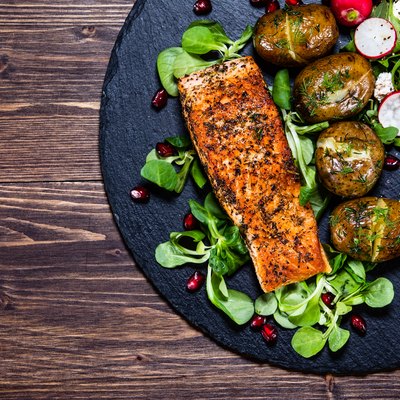 Baked salmon and vegetables