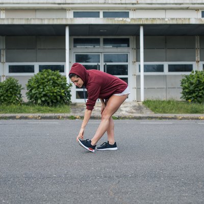Stretching exercise for warm up before running