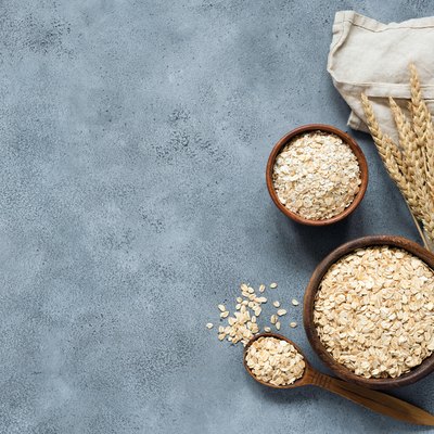 Rolled oats, oat flakes, whole grain oats