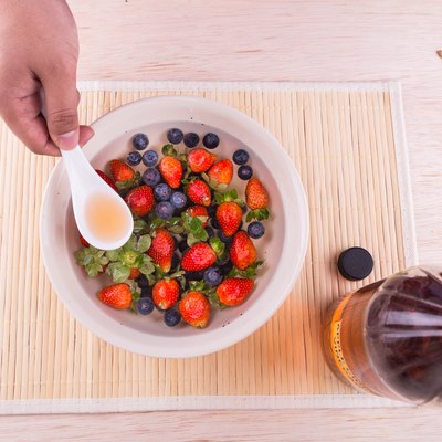 Apple cider vinegar neutralize pesticides found on fruits and vegetable