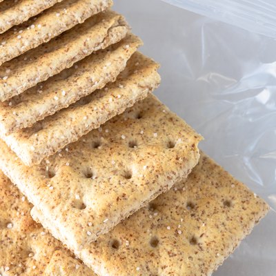 saltine crackers