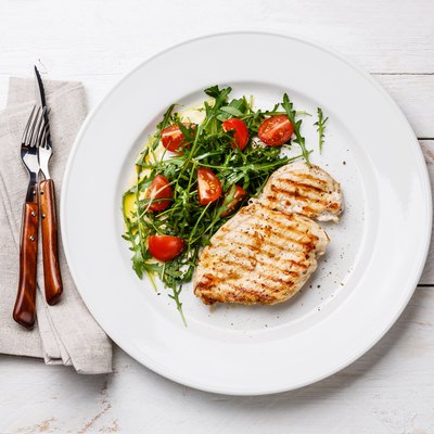 Roasted chicken breast and fresh salad