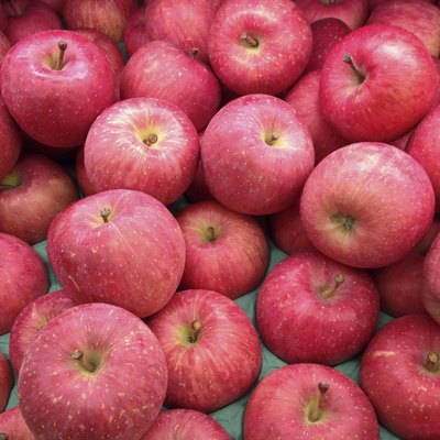 Fuji apples
