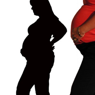 many reasons, pain, the navel, pregnancy