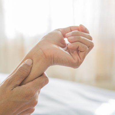 arm pain of old women