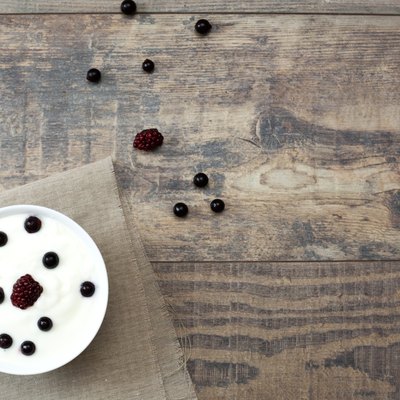 Natural yogurt with fresh berries