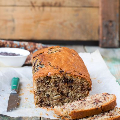 banana bread with chocolate