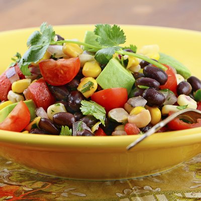 Southwestern black bean salad