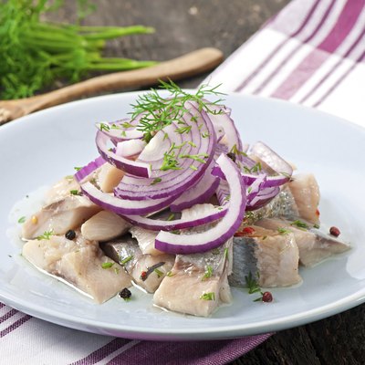 Herring salad with onion