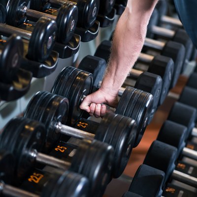 Lifting dumbbell