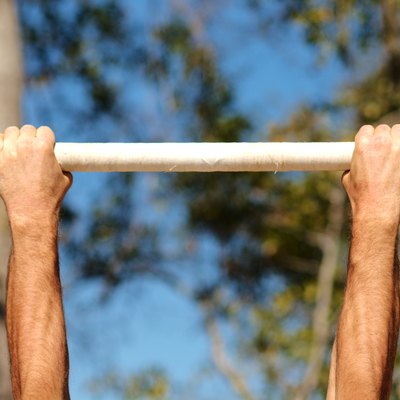 Hands on chin-up bar