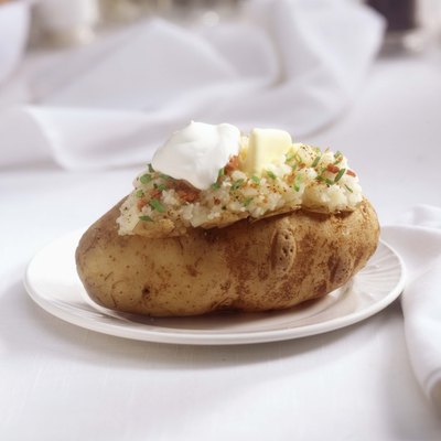 Baked potato with sour cream