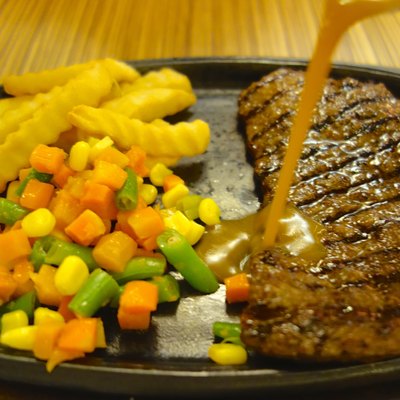 Sirloin Beef Steak with French fries and vegetable