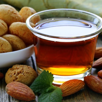 Dessert liqueur Amaretto with almond biscuits (amarittini)