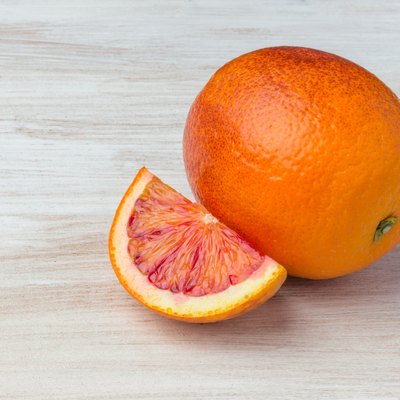 The composition of sicilian and the normal oranges.