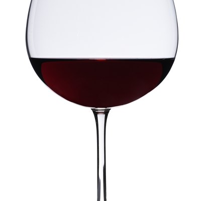Red wine, studio shot