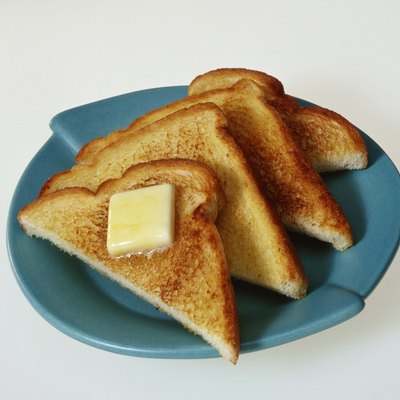 Sliced toast with butter
