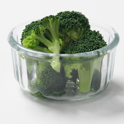 Broccoli in a glass bowl, studio shot