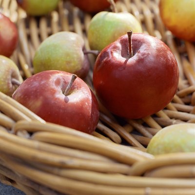 Apples