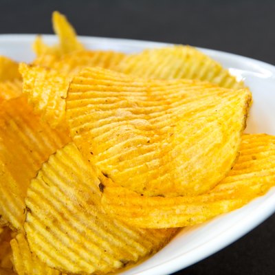 potato chips in bowl