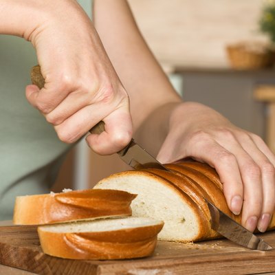 Slicing of bread