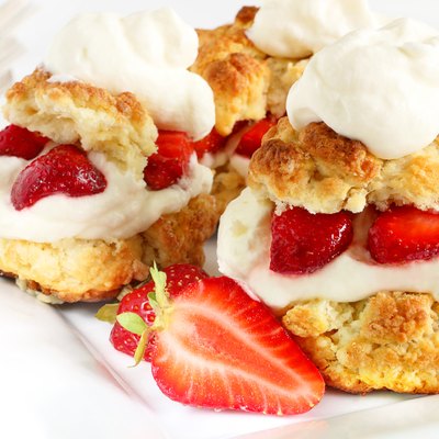 Scones, strawberries and cream