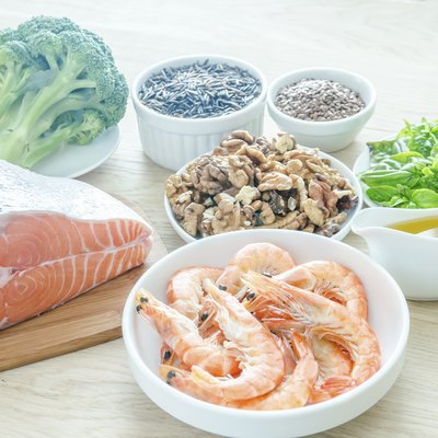 Plant-based and animal sources of Omega-3 acids