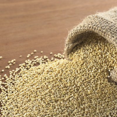Raw White Quinoa Grains
