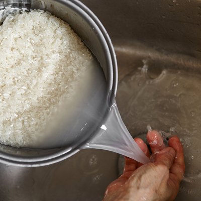 Rinse the rice