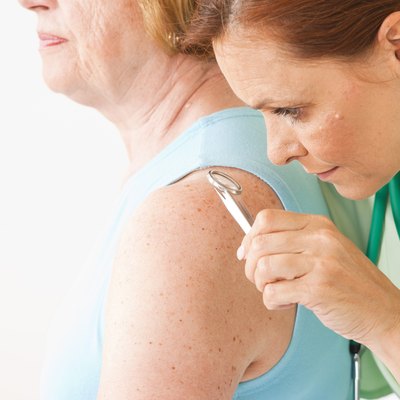 Female patient at female doctor
