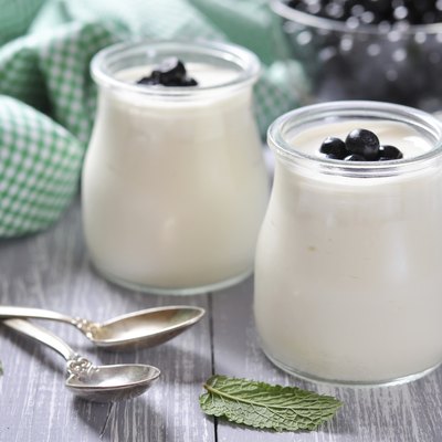 yogurt with fresh blueberry