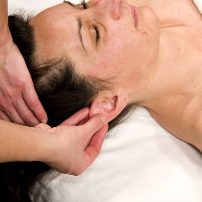 auricle massage