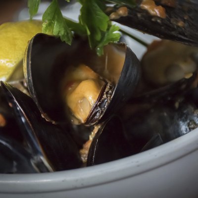 Fragrant Mussels