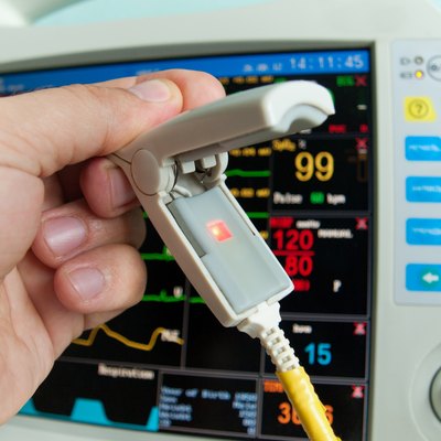 Sensor of oxygen in blood