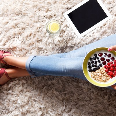 Picture from above of a healthy breakfast