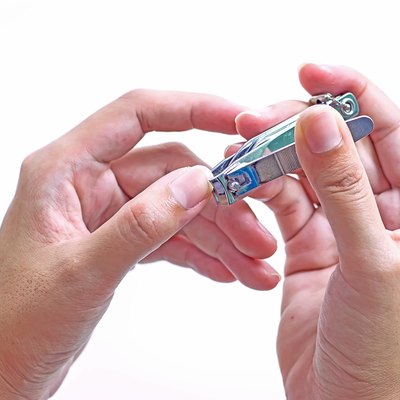 Cut fingernails