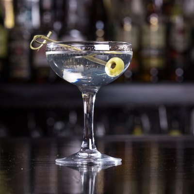 Dirty martini cocktail