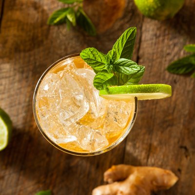 Refreshing Golden Ginger Beer