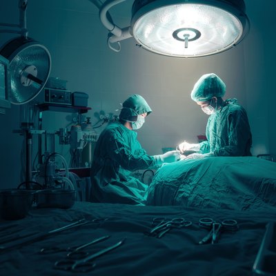 Surgeons team working