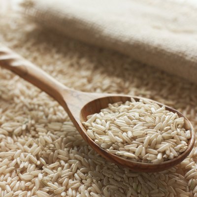 Brown uncut rice