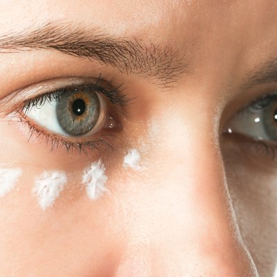 Eye cream treatment